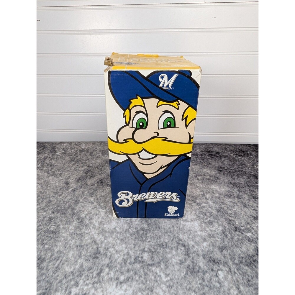 2010 MILWAUKEE BREWERS BERNIE BREWER KALAHARI RESORTS BOBBLE HEAD - Picture 2 of 8